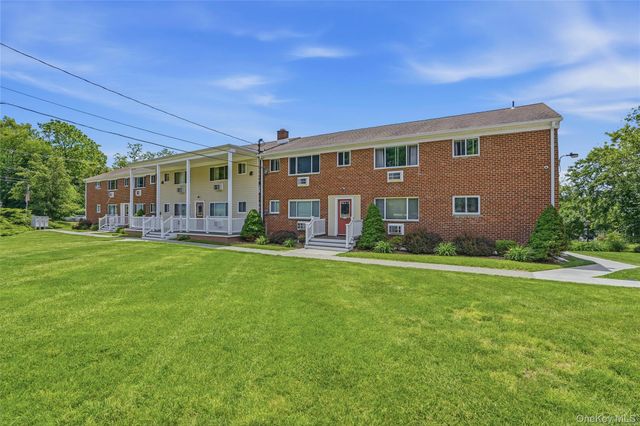 90 Osborne Hill Road B14, Wappingers Falls, NY 12590