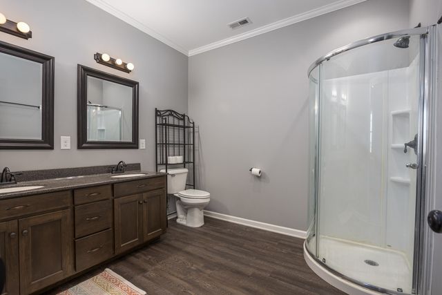 1690 Ramblewood Dr, Lewisburg, TN 37091