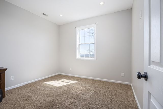 1690 Ramblewood Dr, Lewisburg, TN 37091