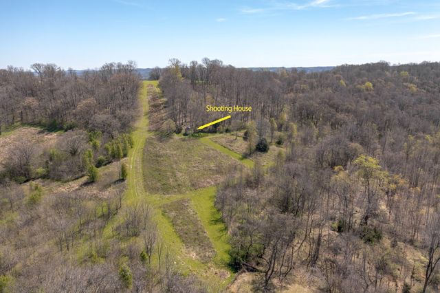 1690 Ramblewood Dr, Lewisburg, TN 37091