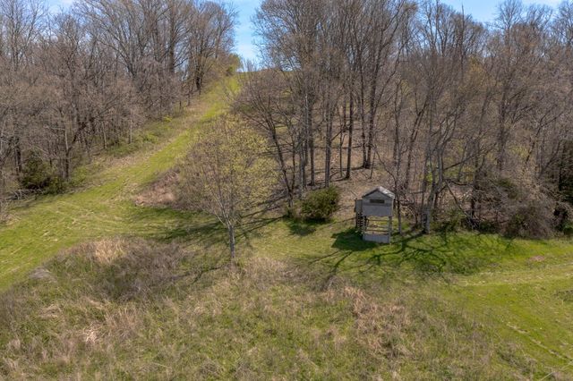 1690 Ramblewood Dr, Lewisburg, TN 37091