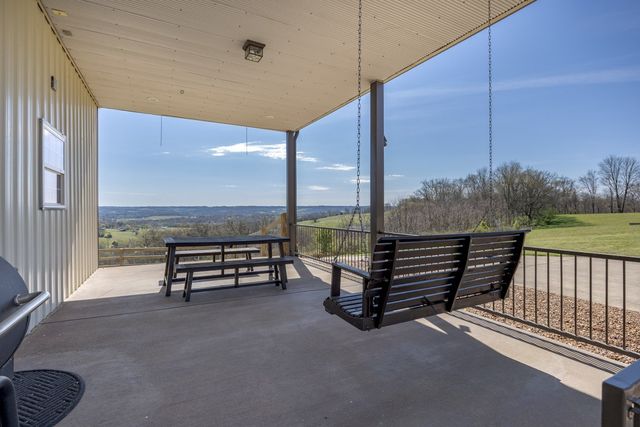 1690 Ramblewood Dr, Lewisburg, TN 37091