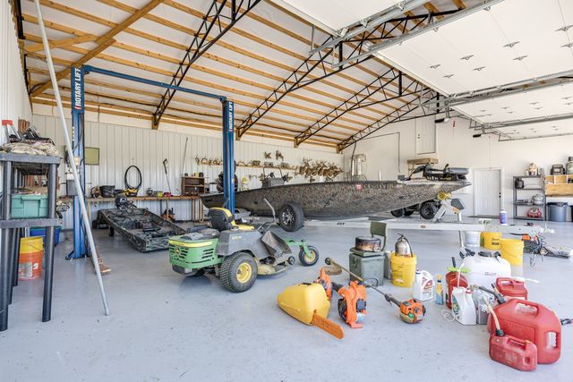 1690 Ramblewood Dr, Lewisburg, TN 37091