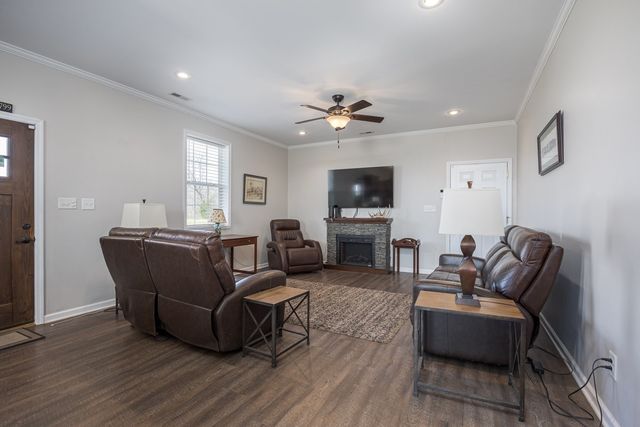 1690 Ramblewood Dr, Lewisburg, TN 37091