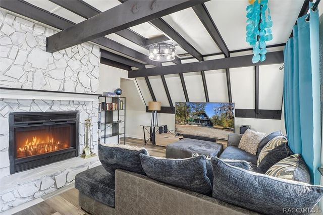 12142 Boondocks Drive, Brooksville, FL 34614