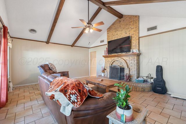 1027 SANTA FE Trail, Canyon, TX 79015