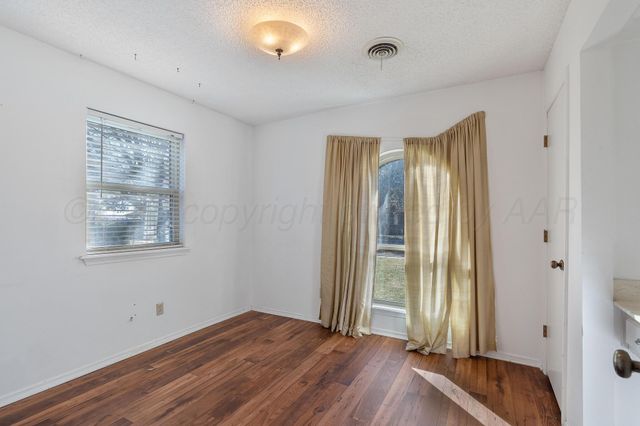 1027 SANTA FE Trail, Canyon, TX 79015