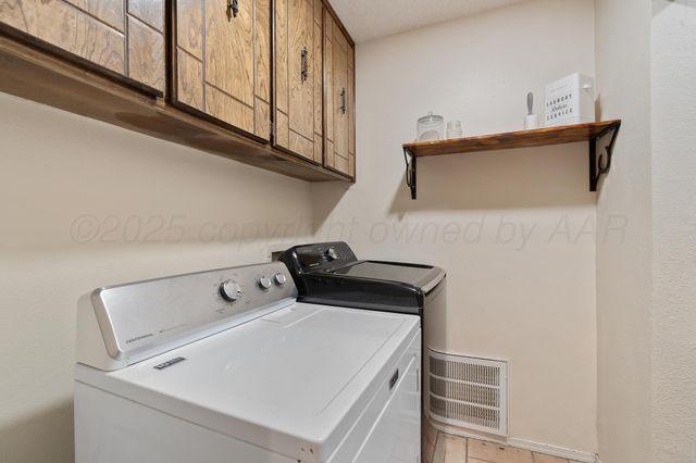 1027 SANTA FE Trail, Canyon, TX 79015