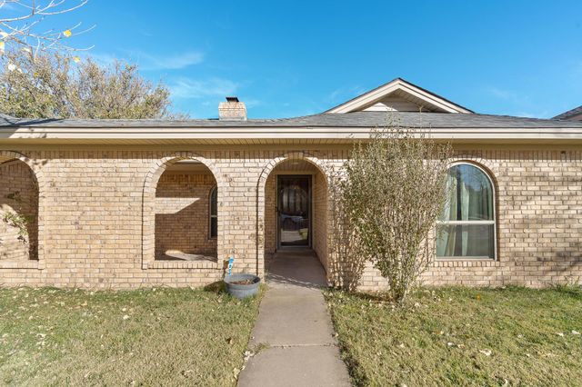 1027 SANTA FE Trail, Canyon, TX 79015