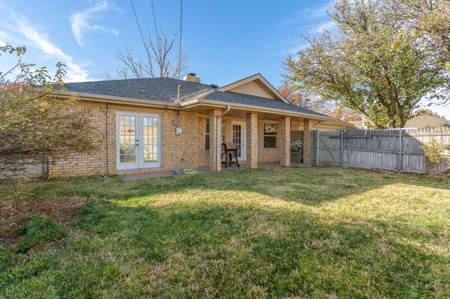 1027 SANTA FE Trail, Canyon, TX 79015