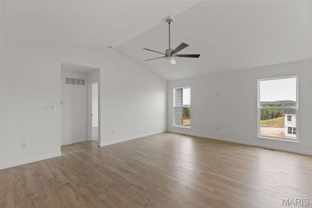 1565 Salerno Drive, St Louis, MO 63133