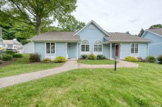 6 Bittersweet Ridge A, Middlefield, CT 06455