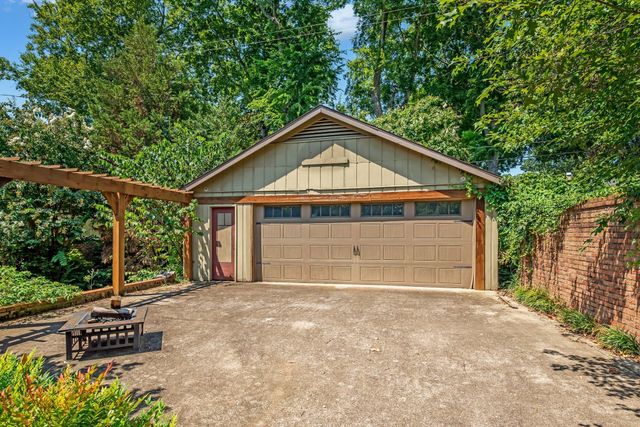 229 Craighead Ave, Nashville, TN 37205