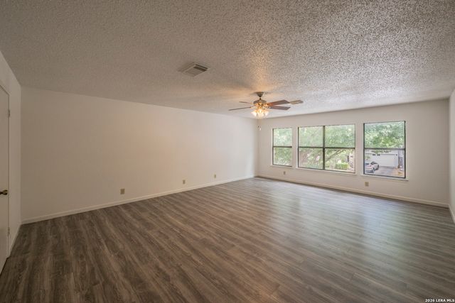 16009 HICKORY WELL DR, San Antonio, TX 78247