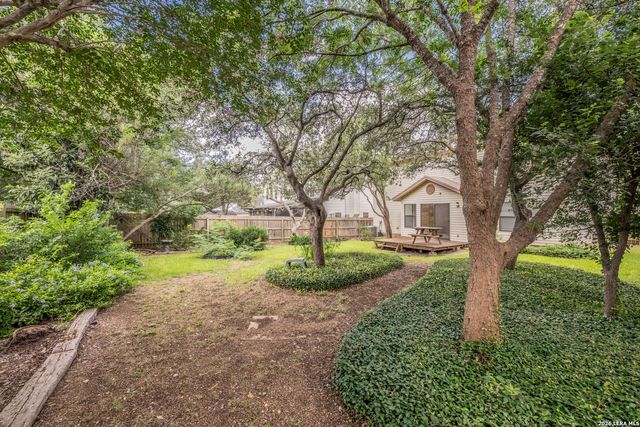 16009 HICKORY WELL DR, San Antonio, TX 78247