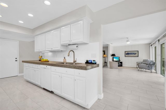 1309 GILLESPIE DRIVE, Palm Harbor, FL 34684