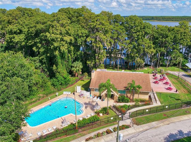1309 GILLESPIE DRIVE, Palm Harbor, FL 34684