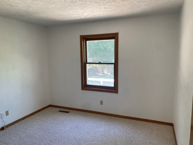 4730 Lockwood Court, Bettendorf, IA 52722