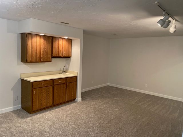 4730 Lockwood Court, Bettendorf, IA 52722