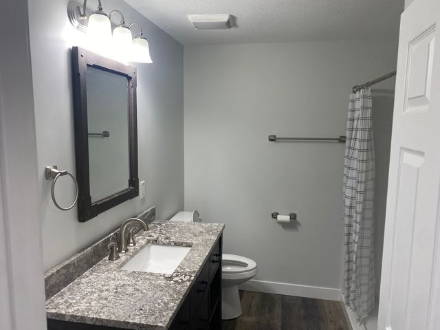 4730 Lockwood Court, Bettendorf, IA 52722