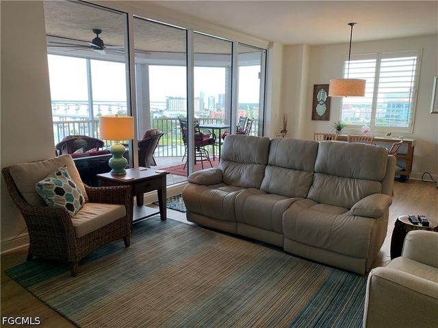 2090 W First ST 1208, Fort Myers, FL 33901