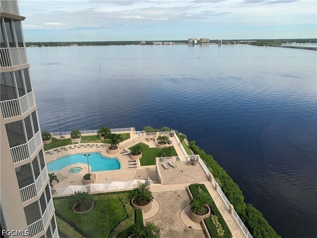 2090 W First ST 1208, Fort Myers, FL 33901