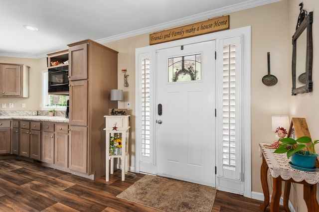 2114 Peach Orchard Rd, Culleoka, TN 38451