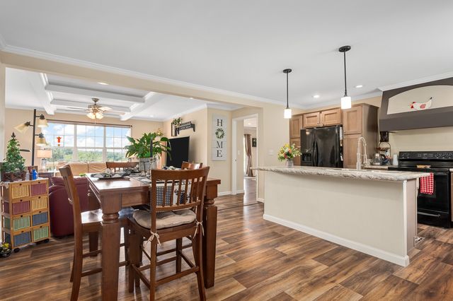 2114 Peach Orchard Rd, Culleoka, TN 38451
