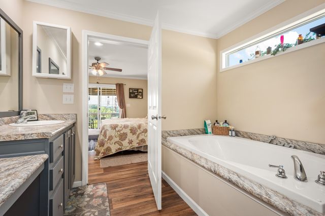2114 Peach Orchard Rd, Culleoka, TN 38451