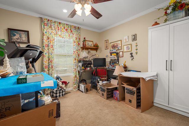 2114 Peach Orchard Rd, Culleoka, TN 38451