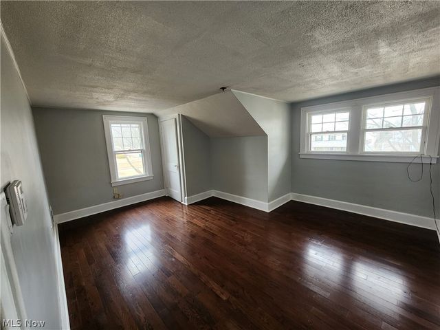 2301 Lyon Boulevard, Youngstown, OH 44514