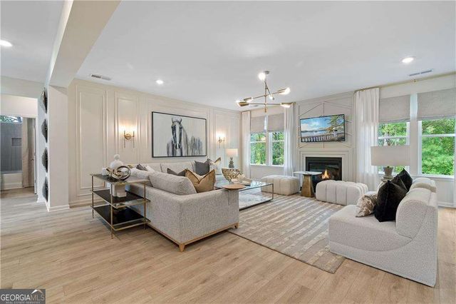 628 Continental Drive, Mcdonough, GA 30253