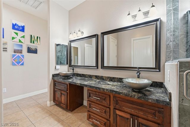 1560 Sundown Drive, Henderson, NV 89002