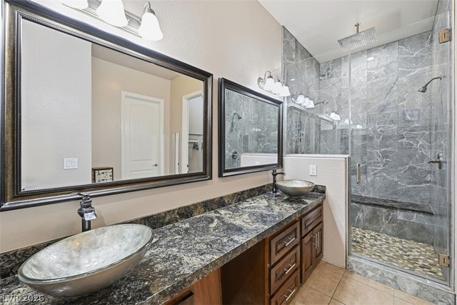 1560 Sundown Drive, Henderson, NV 89002