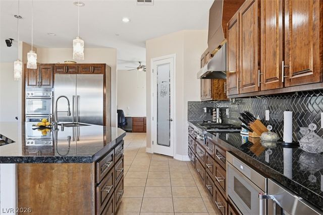 1560 Sundown Drive, Henderson, NV 89002