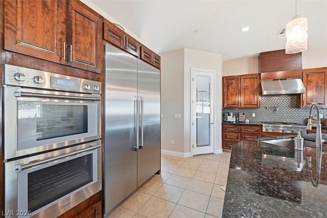 1560 Sundown Drive, Henderson, NV 89002