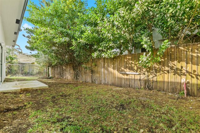 2407 NW 8 Street, Fort Lauderdale, FL 33311