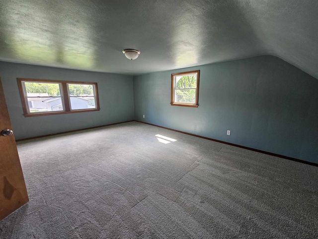 716 N Arch Street, Janesville, WI 53548