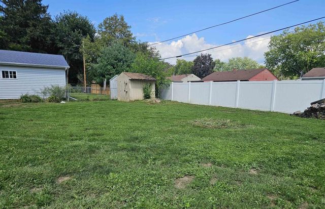 716 N Arch Street, Janesville, WI 53548