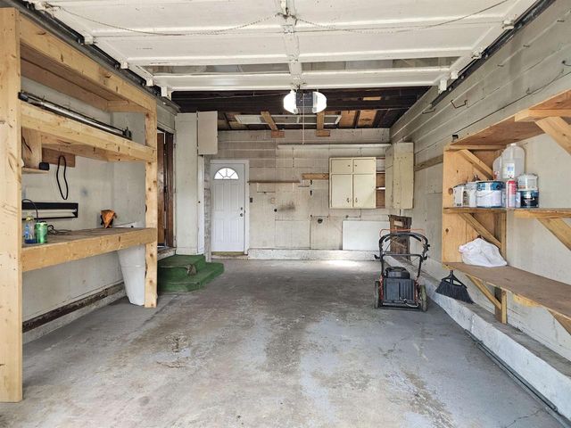 716 N Arch Street, Janesville, WI 53548
