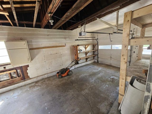 716 N Arch Street, Janesville, WI 53548