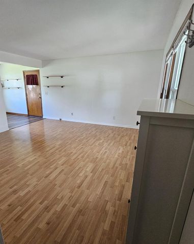 716 N Arch Street, Janesville, WI 53548