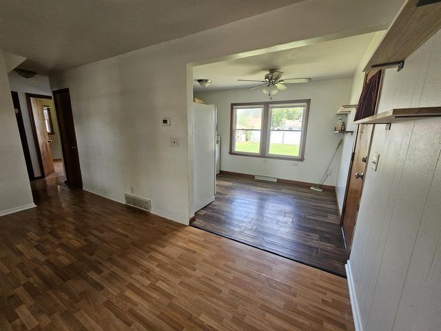 716 N Arch Street, Janesville, WI 53548