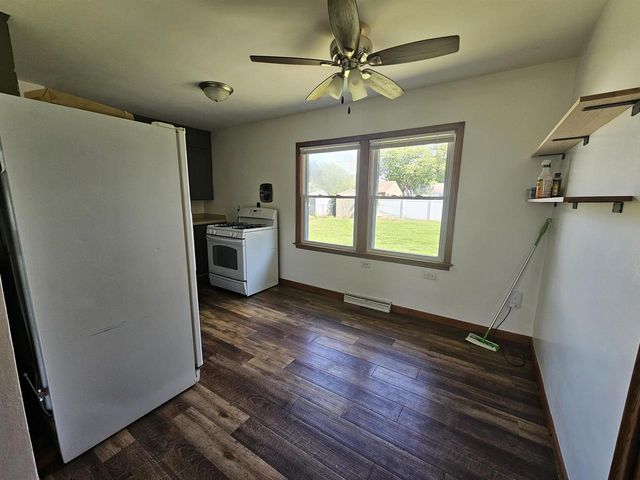 716 N Arch Street, Janesville, WI 53548