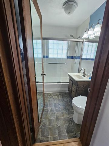 716 N Arch Street, Janesville, WI 53548