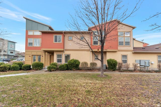 3766 W PERIWINKLE DR, South Jordan, UT 84095
