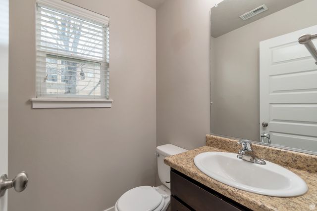 3766 W PERIWINKLE DR, South Jordan, UT 84095