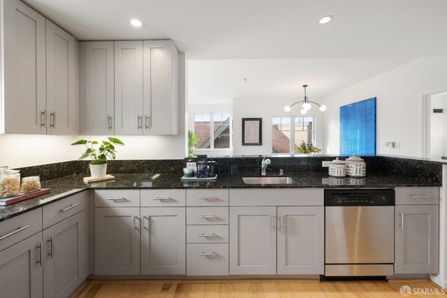 350 Broderick Street 414, San Francisco, CA 94117