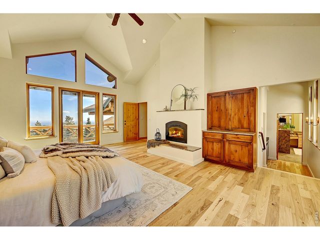 6553 Sunshine Canyon Dr, Boulder, CO 80302