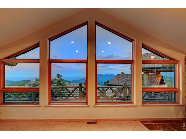 6553 Sunshine Canyon Dr, Boulder, CO 80302
